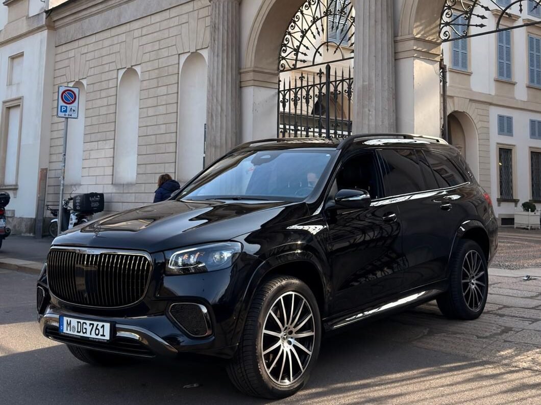 Mercedes GLS600 Maybach
